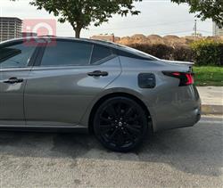 نیسان ئەلتیما